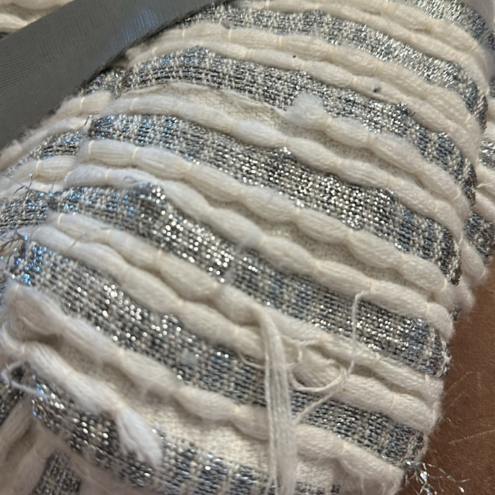 Anthropologie Jasper & Jeera Elegant Cream and Gray Embroidered Beaded Bag - Picture 10 of 14